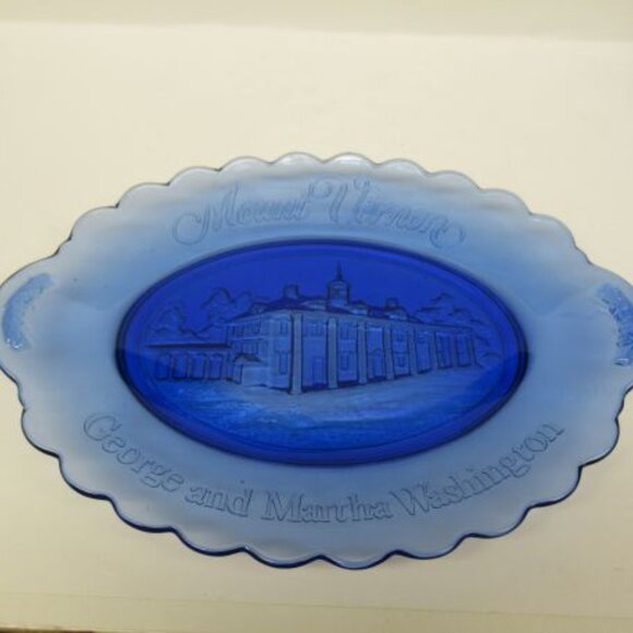 Fostoria Cobalt Blue AVON George and Martha Mount Vernon Tray, Salt, Pepper Set - Picture 3 of 5